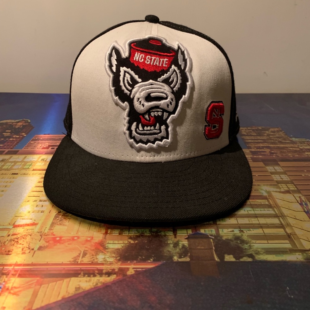 NC State WOLFPACK New Era Hat Retro Sz 7 1/4
